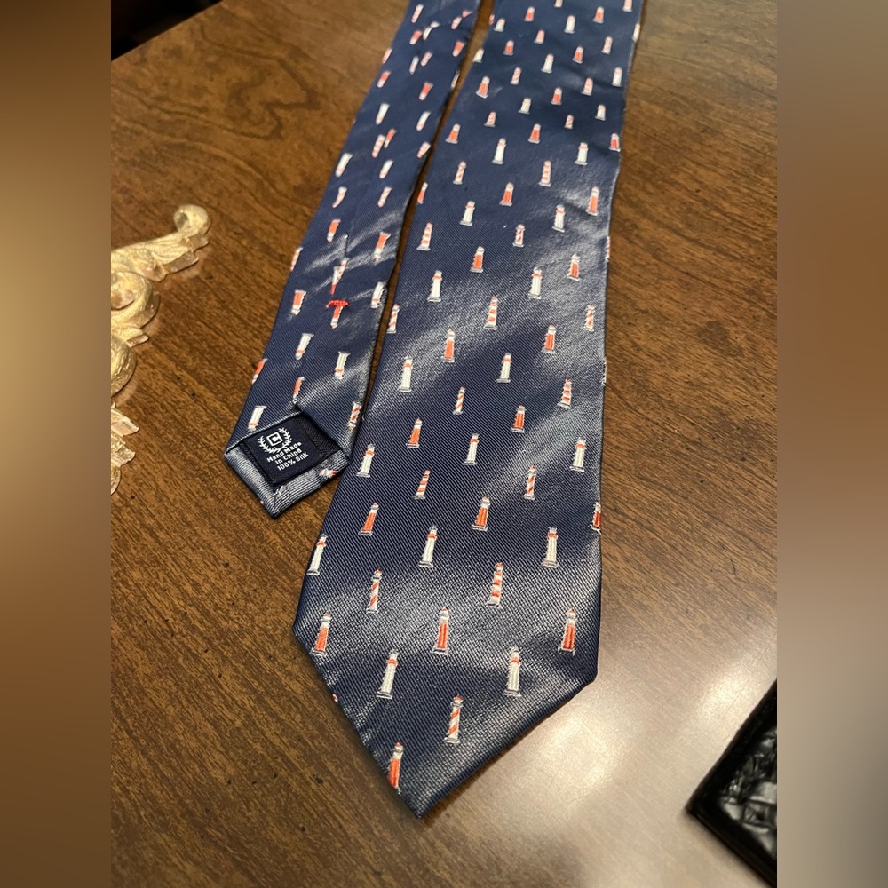 Chaps Slim Lighthouse Theme Tie.